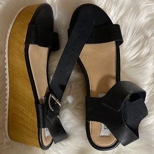 Black platform sandals